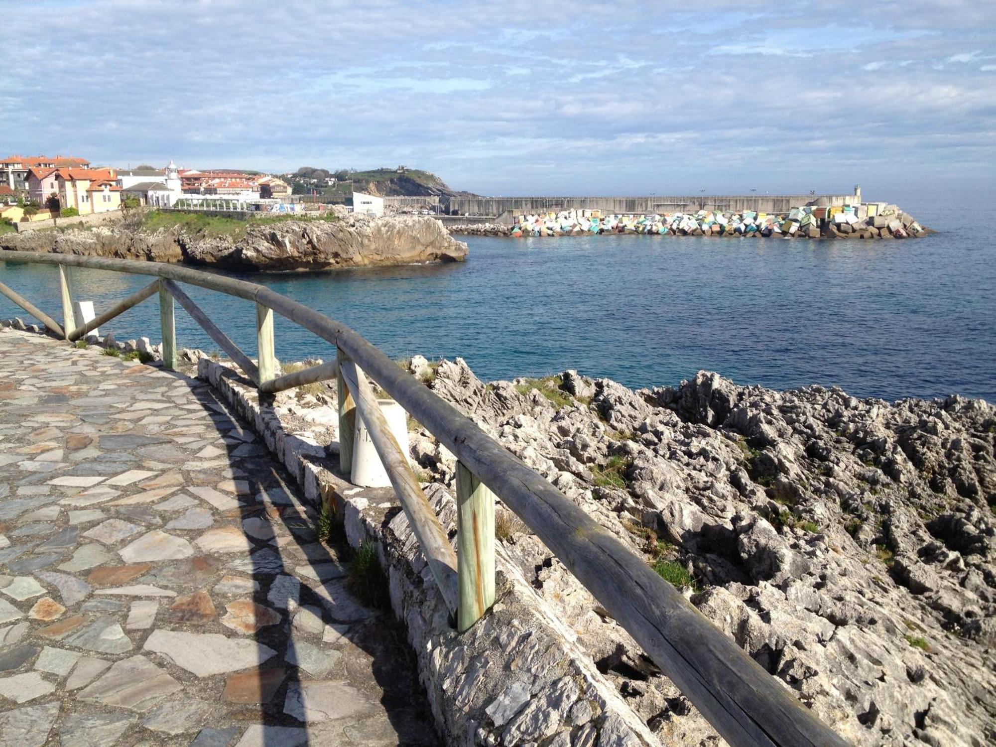 Hotel Las Rocas Llanes Exterior foto